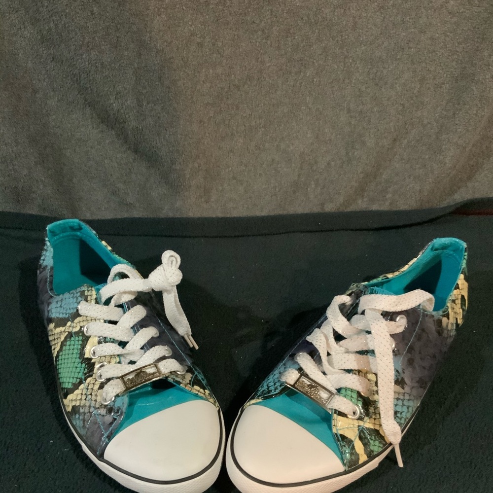 Brand new snake skin apple bottom sneakers